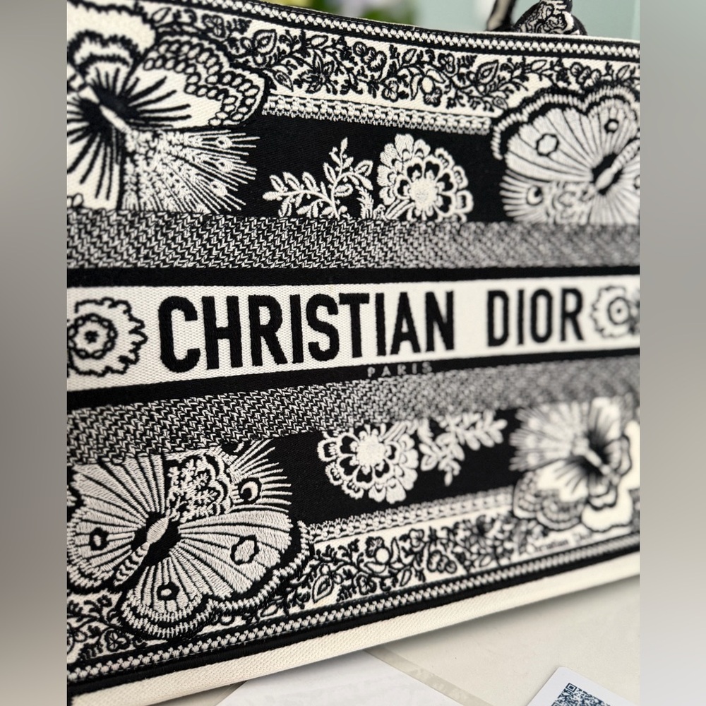 Christian Dior Canvas Butterfly Bandana Embroidered Medium Book Tote ~ 2 COA’s - Picture 14 of 15